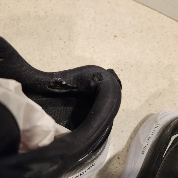 HOKA One One Bondi 8 Running Shoes Sneakers Womens Size 5B No Box Used - Picture 6 of 11